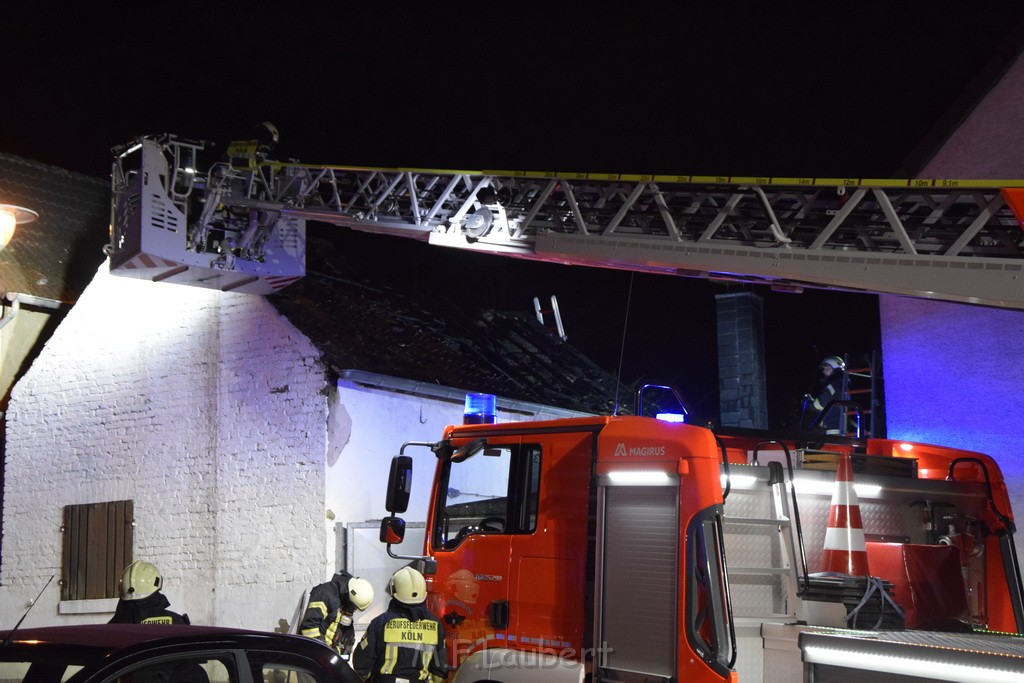 Feuer 2 Koeln Porz Langel Hinter der Kirche P119.JPG - Miklos Laubert